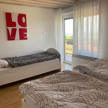 Hill * Jesenice na Dolenjskem