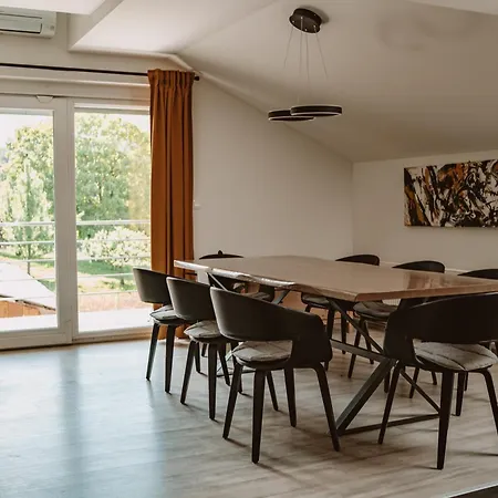 Hill Apartma Jesenice na Dolenjskem