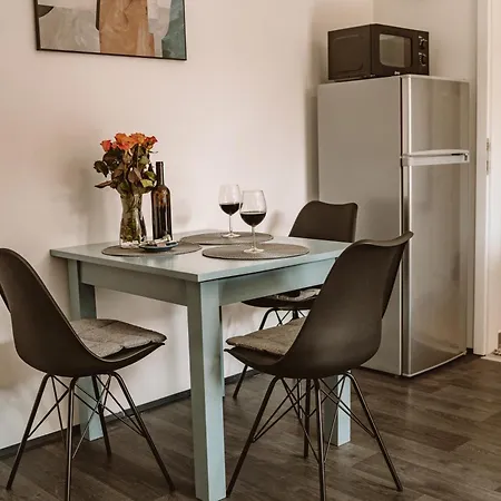 Hill Apartment