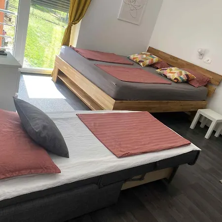 Hill Apartment Jesenice na Dolenjskem